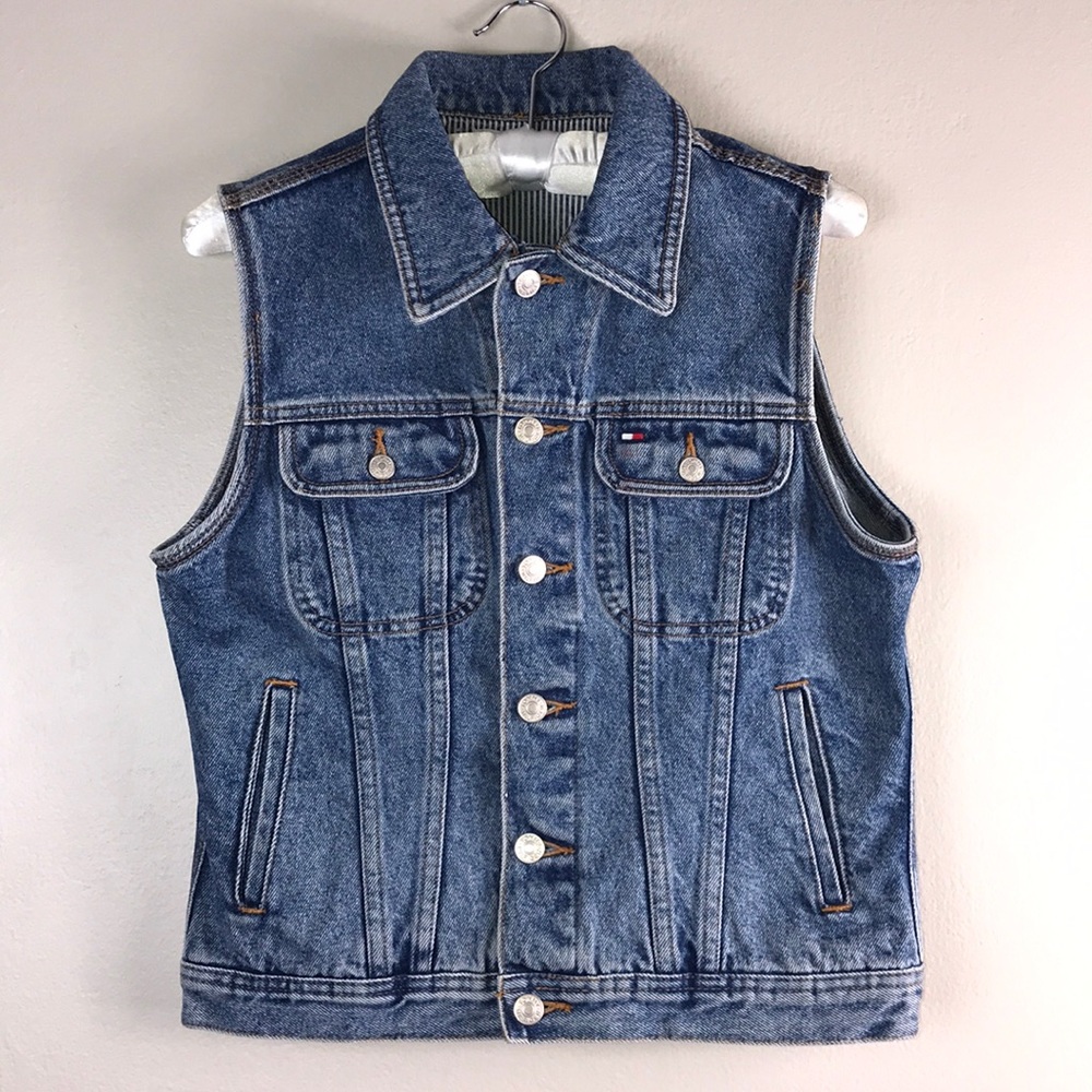 Tommy Hilfiger med wash denim vest size medium